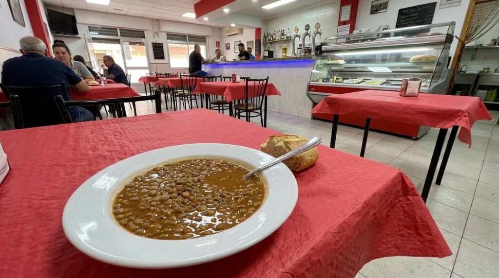 Guiso casero de cuchara en La Nueva Dama, El Altet
