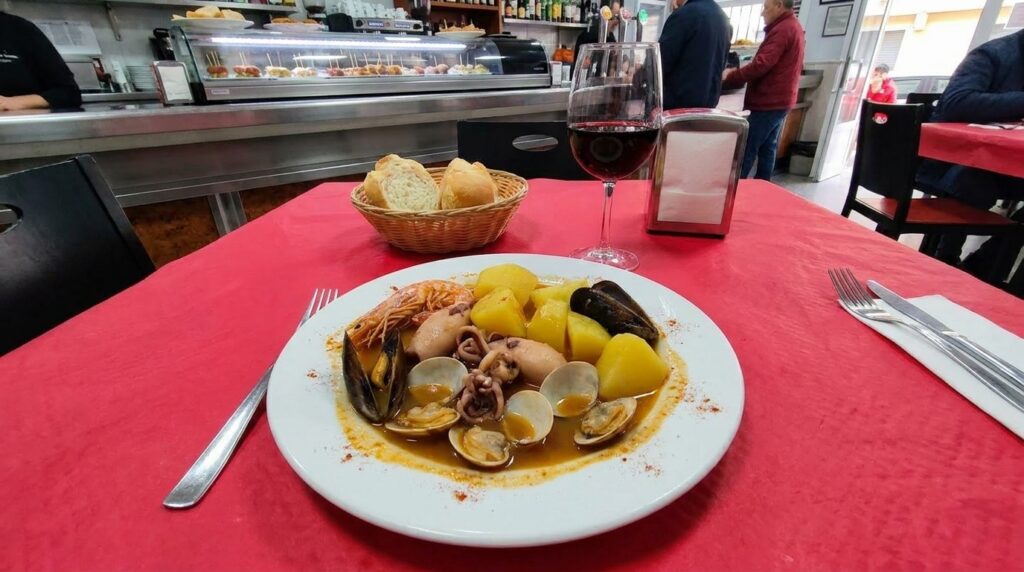 Comida casera para compartir cerca del aeropuerto de Alicante, en La Nueva Dama (El Altet)